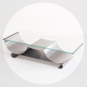 Mesa baja vintage. Diseño...