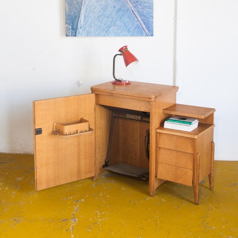 Antiguo mueble de costura, Francia años 60